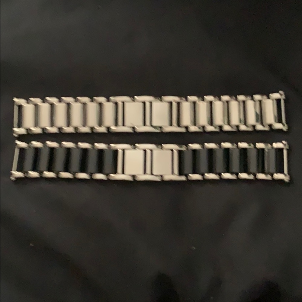 Adrienne watch with three bands and box - Picture 2 of 2